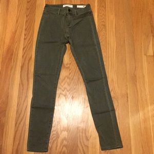 Olive green jeggings from Bullhead Denim Co.